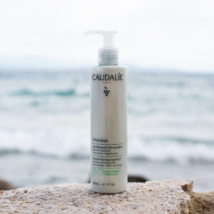 Caudalie Vinoclean Cleansing Almond Milk, 200ml - Image 2