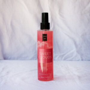 Lavish Care Sweet Clouds Fragrance Mist, 200ml