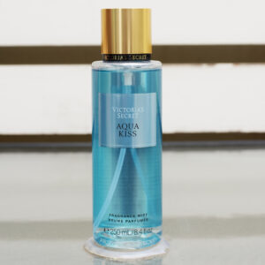 Victoria's Secret Aqua Kiss Body Mist, 250ml