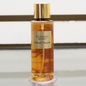 Victoria's Secret Coconut Passion Body Mist, 250ml