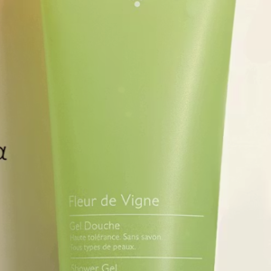 Caudalie Fleur de Vigne Shower Gel, 200ml - Image 2