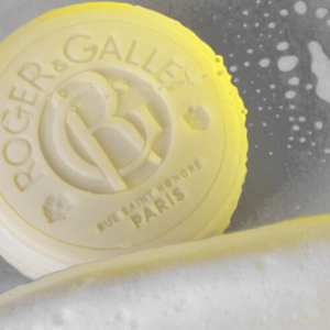 Roger & Gallet Cologne Twist 3in1 Cleansing Bar, 100gr - Image 2