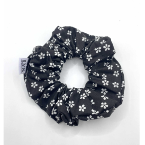 Love Your Scrunchie Μαύρο Λευκά Λουλουδάκια - Image 1