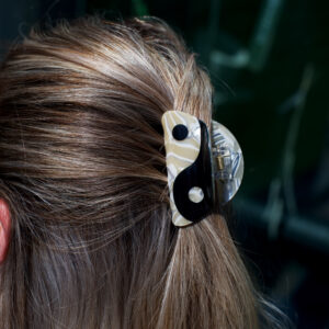Hair Clip Yin And Yang - Image 1
