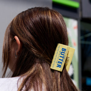 Hair Clip Butter - Image 1